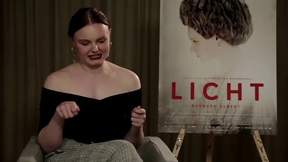 Wideo do filmu Licht — Maria Dragus: Über die Faszination der Rolle als Maria Theresia von Paradis