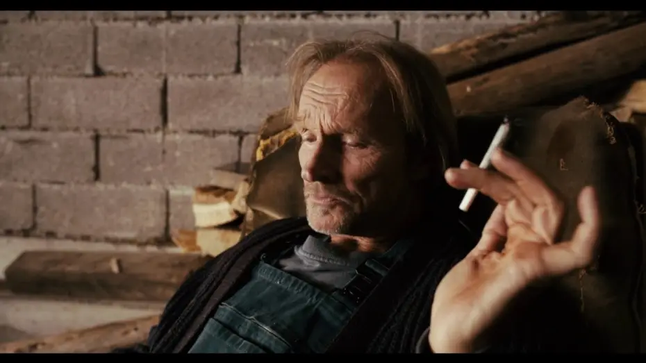 Wideo do filmu Grießnockerlaffäre — Featurette: Leopold und Papa
