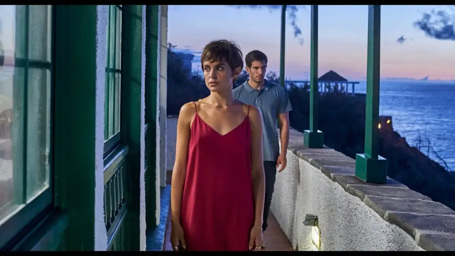 Wideo do filmu La niebla y la doncella — MIST AND THE MAIDEN - Trailer with English subtitles