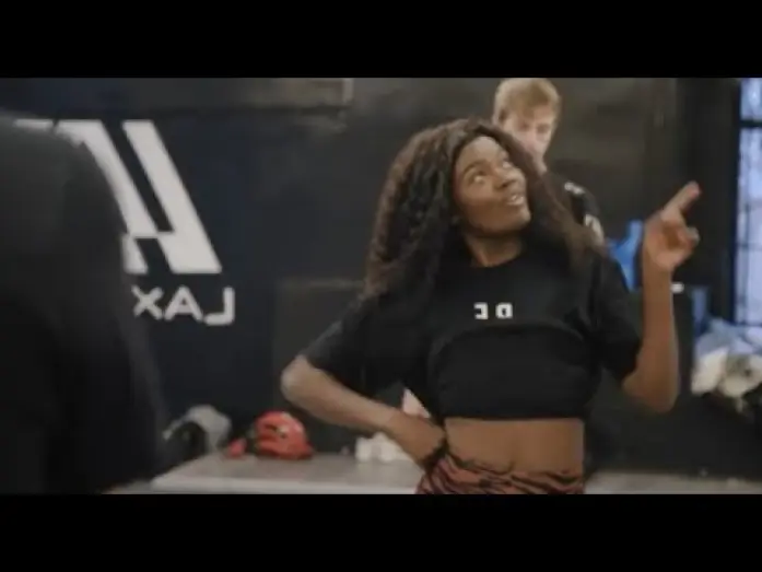Wideo do filmu Sing 2 — Sing 2 - Featurette - La coreografa Sherrie Silver