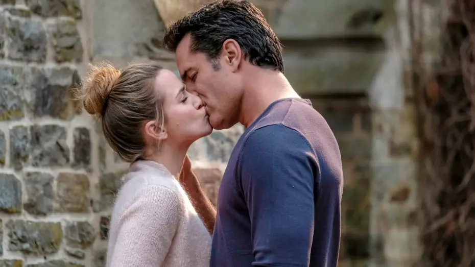 Wideo do filmu Love Blossoms — Un profumo magico per ritrovare il cuore | La fragranza dell'amore | Film Completo HD