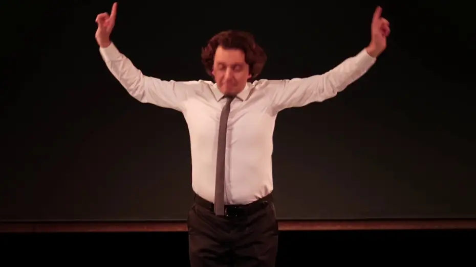 Wideo do filmu Alex Vizorek est une œuvre d'art — [HUMOUR] Alex Vizorek est une œuvre d’art | Saison 2018/2019