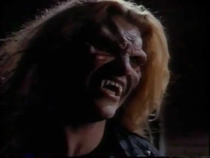 Wideo do filmu Midnight Kiss — Midnight Kiss (1993) trailer - vampire cop flick