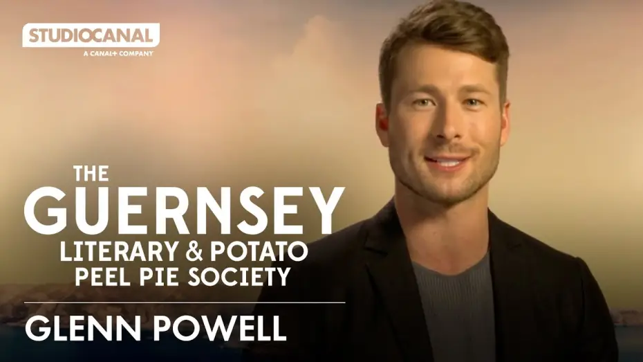 Wideo do filmu Stowarzyszenie miłośników literatury i placka z kartoflanych obierek — Introduction
