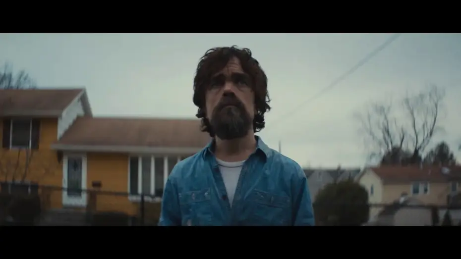 Wideo do filmu I Think We're Alone Now — ¿ESTAMOS SOLOS? (I THINK WE'RE ALONE NOW) - Trailer oficial español