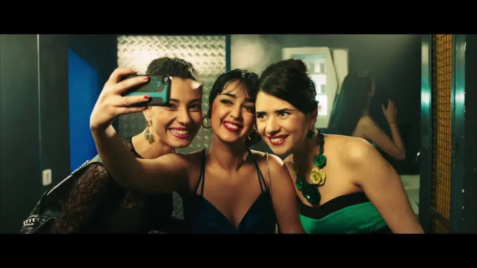 Wideo do filmu Piękna i bestie — LA BELLA E LE BESTIE_ TRAILER_UFFICIALE_ITA