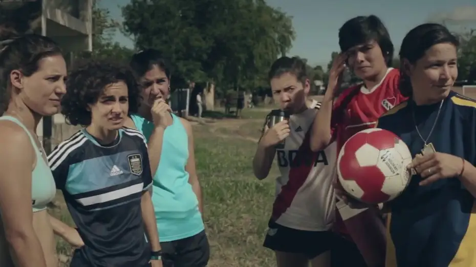 Wideo do filmu Hoy partido a las tres — Hoy partido a las 3 - Trailer #1 (2017)