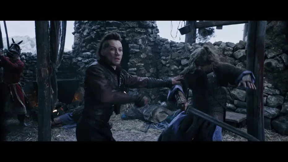 Wideo do filmu Skif — RAGE - extrait "L'auberge sanglante" VF