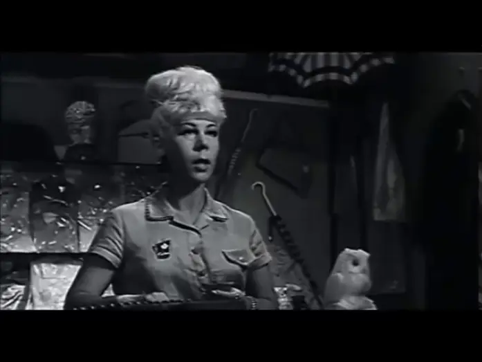 Wideo do filmu Зелёный огонёк — Зелёный огонёк  (1964).  Отрывок.