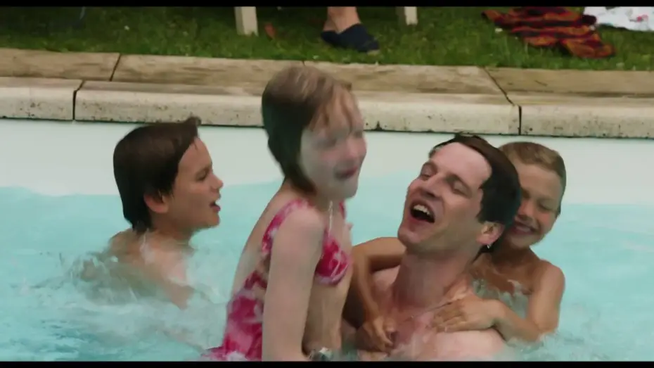 Wideo do filmu Les Chatouilles — LES CHATOUILLES - un film d'Andréa BESCOND et Eric METAYER