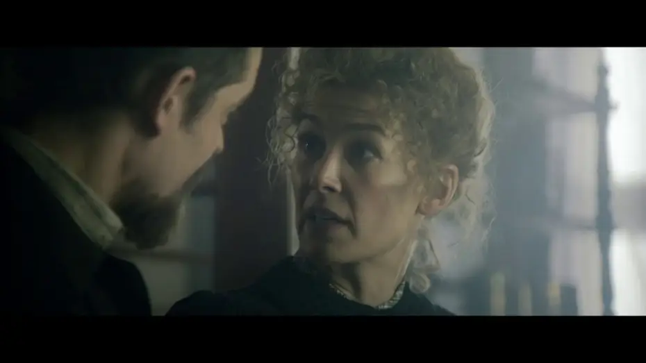 Wideo do filmu Skłodowska — A Peculiar Element EPK