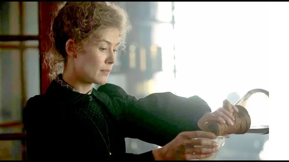 Wideo do filmu Skłodowska — Madame Curie - Trailer español (HD)