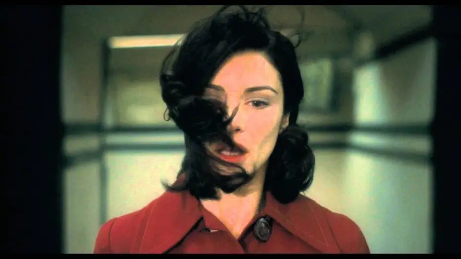 Wideo do filmu Głębokie błękitne morze — The Deep Blue Sea  - Bande annonce (VOST)
