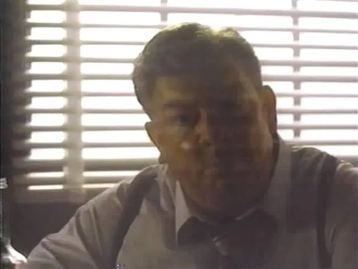 Wideo do filmu Zabójcze zaklęcie — Cast A Deadly Spell Movie Trailer (VHS Promo)