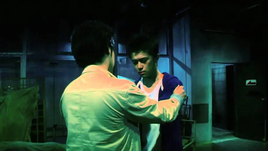 Wideo do filmu 戦慄迷宮3D — THE SHOCK LABYRINTH: EXTREME 3D - official trailer ITA | dal 18 Febbraio 2011 nei cinema