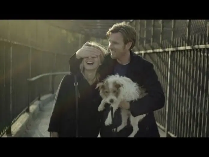 Wideo do filmu Debiutanci — Beginners - short featurette: Cosmo the Dog :)