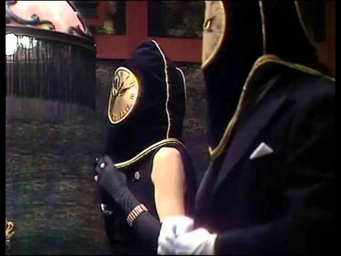 Wideo do filmu Agatha Christie's Seven Dials Mystery — Pidax - Das Geheimnis der 7 Zifferblätter (1981, Tom Wharmby)