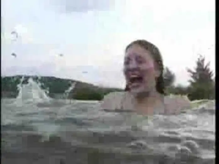 Wideo do filmu Razorteeth — Razorteeth John & Mark Polonia  2005