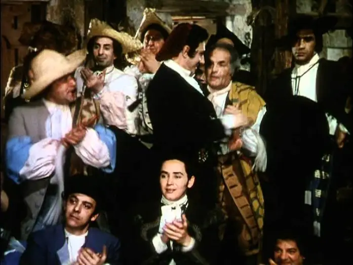 Wideo do filmu Złota Karoca — The Golden Coach — Anna Magnani's Hat