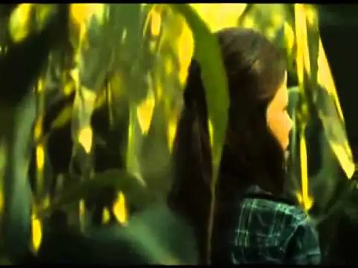 Wideo do filmu Husk — Husk (2011)