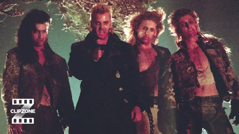 Wideo do filmu Straceni chłopcy — Maggots, Worms and Blood