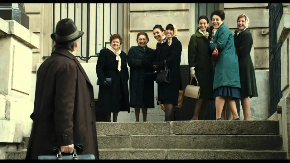 Wideo do filmu Kobiety z 6. piętra — LES FEMMES DU 6EME ETAGE, Bande-Annonce officielle