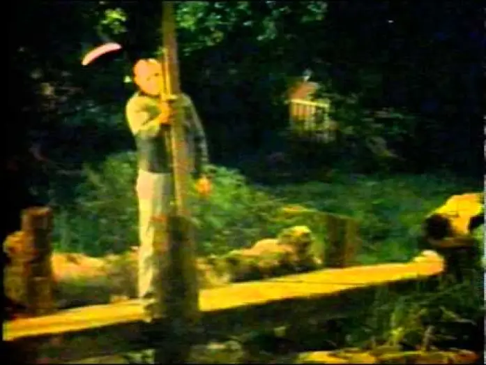 Wideo do filmu Piątek trzynastego 3 — Friday the 13th Part 3-D (1983) (TV Spot)