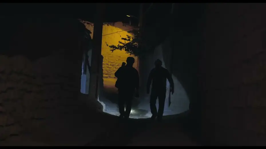 Wideo do filmu Niedźwiedzie nie istnieją — Excerpt 1