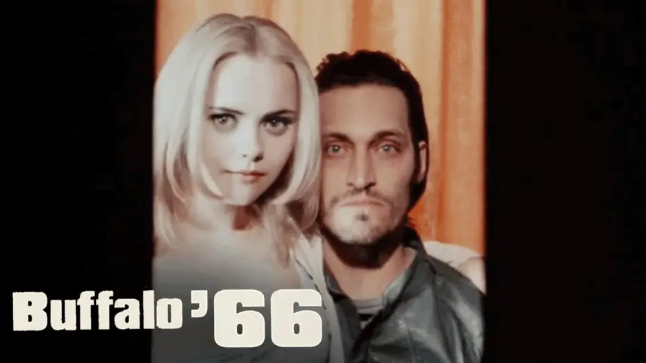 Wideo do filmu Oko w oko z życiem — 'Photo Booth' Scene