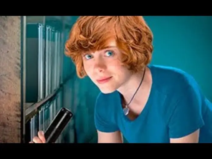 Wideo do filmu Nancy Drew i ukryte schody — NANCY DREW: La Escalera Escondida (Trailer español)