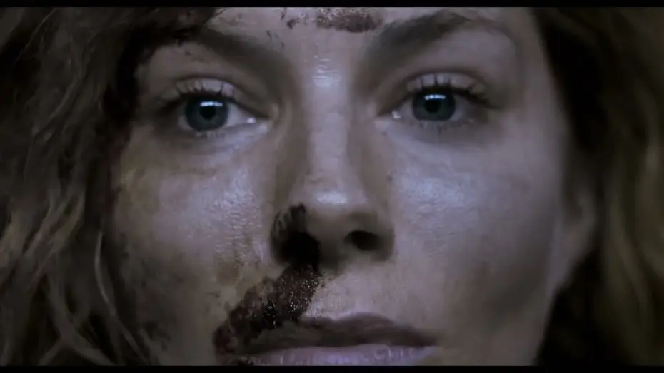 Wideo do filmu Błądząc w ciemności — Sin rumbo   2020   Tráiler Español