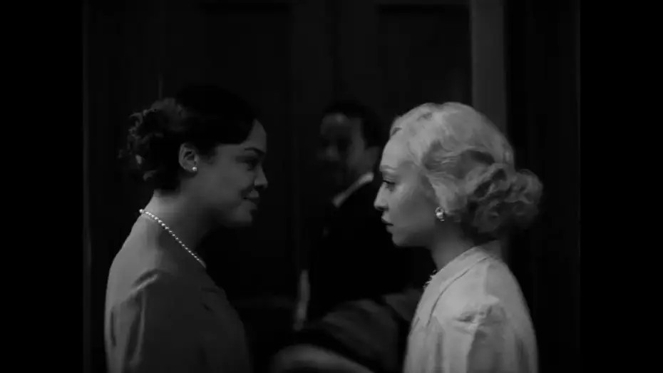 Wideo do filmu Pomiędzy — Claroscuro   2021   Tráiler Español