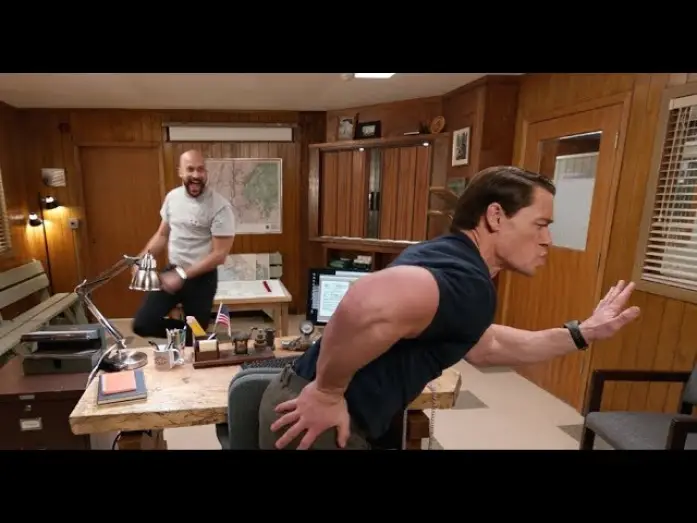 Wideo do filmu Igrając z ogniem — Behind The Scenes Fun!