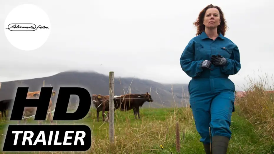 Wideo do filmu Daleko od Reykjaviku — MILCHKRIEG IN DALSMYNNI | Trailer