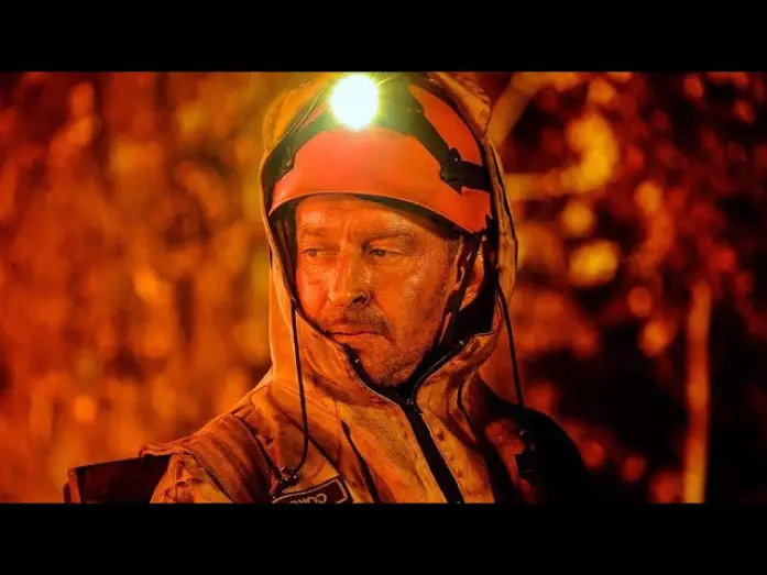 Wideo do filmu Ogień — FIRE - IM KAMPF GEGEN DIE FLAMMENHÖLLE | Trailer deutsch german [HD]