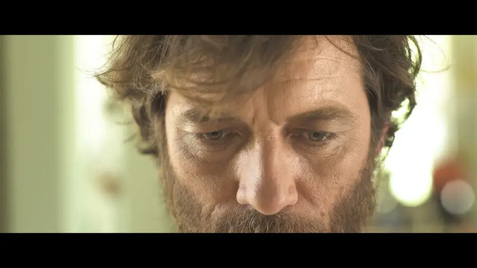 Wideo do filmu Η Ζωή Μετά — The After Life - Official Trailer (2017).