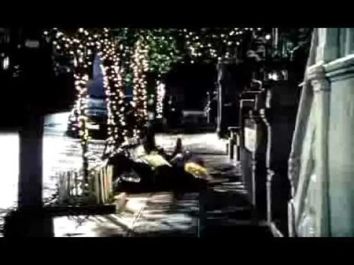 Wideo do filmu Mr. Deeds - Milioner z przypadku — Mr Deeds - Trailer deutsch