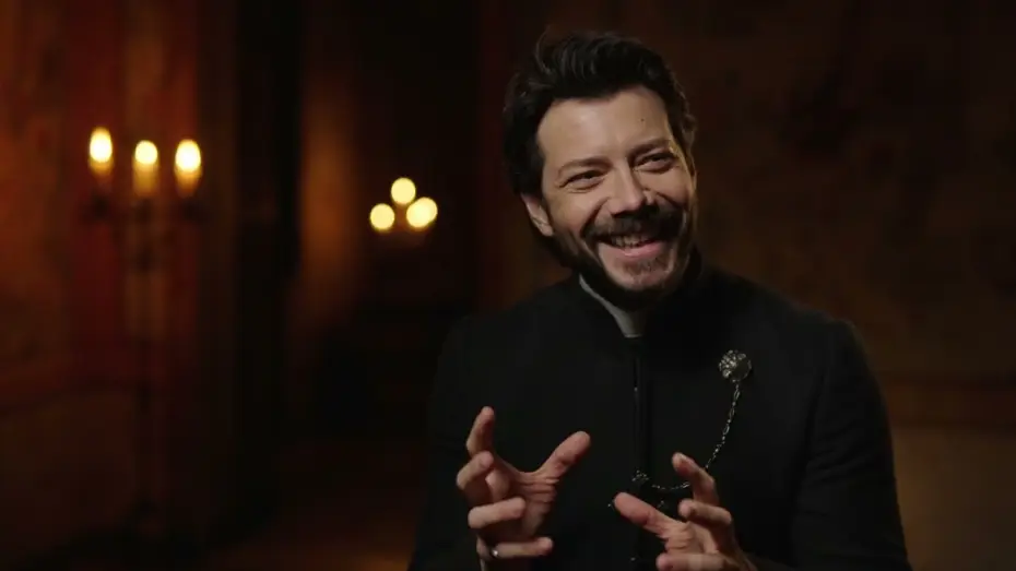 Wideo do filmu Niepokalana — "To było wspaniałe doświadczenie!". Alvaro Morte o roli w filmie NIEPOKALANA