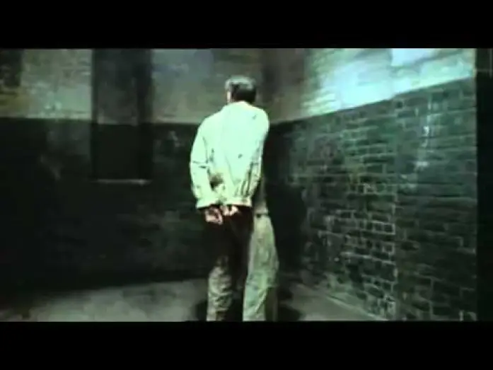 Wideo do filmu Spowiedź — L'aveu ( extrait )
