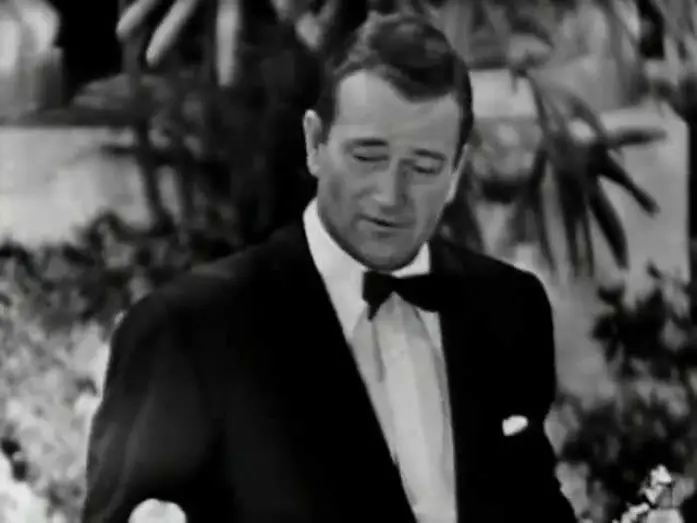Wideo do filmu W samo południe — Gary Cooper winning Best Actor for "High Noon"