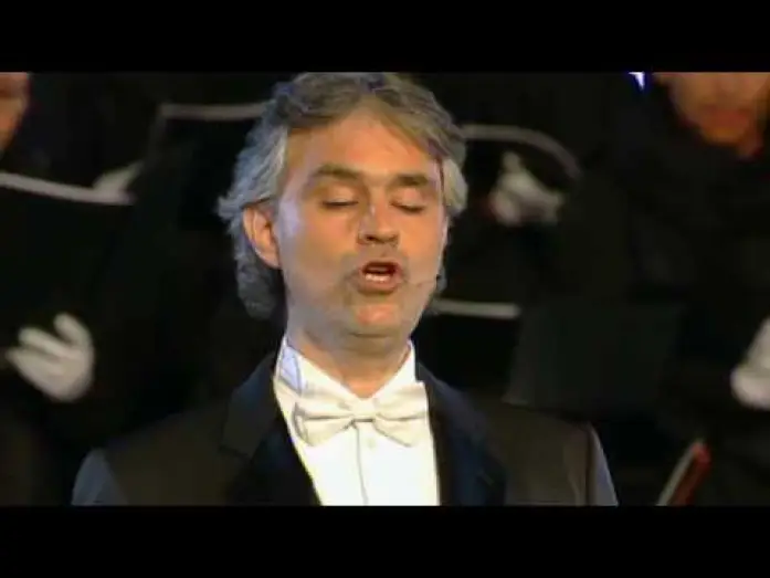 Wideo do filmu Andrea Bocelli - Une nuit en Toscane — ANDREA BOCELLI (HQ) AVE MARIA (SCHUBERT)