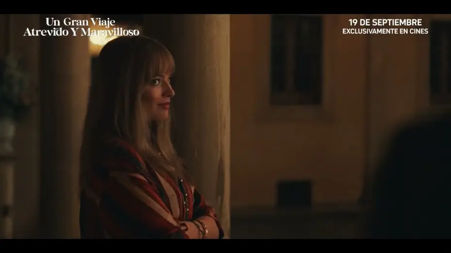Wideo do filmu Wielka, odważna, piękna podróż — Cruza la puerta junto a Margot y Colin
