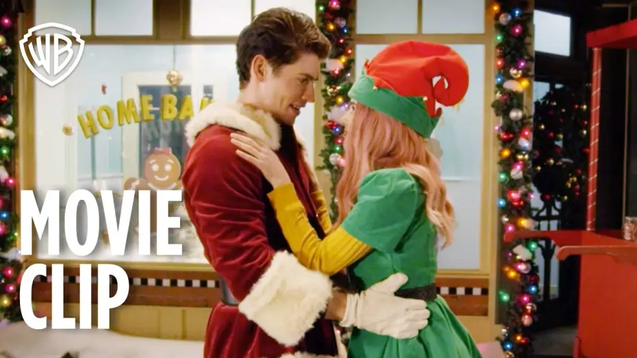 Wideo do filmu Historia Kopciuszka: Świąteczne życzenie — Iconic Song Santa Brought Me You - Movie Clip