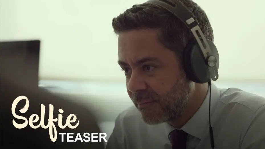 Wideo do filmu Selfie — SELFIE - Teaser : "Algorithme" [VF]