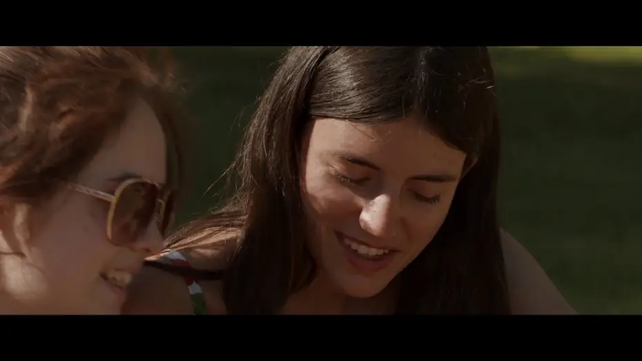 Wideo do filmu Adolescentes — ADOLESCENTES - Bande Annonce [VF]
