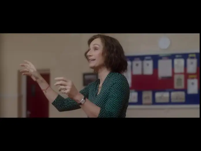 Wideo do filmu Pojedynek na głosy — THE SINGING CLUB - Bande Annonce [VOST]