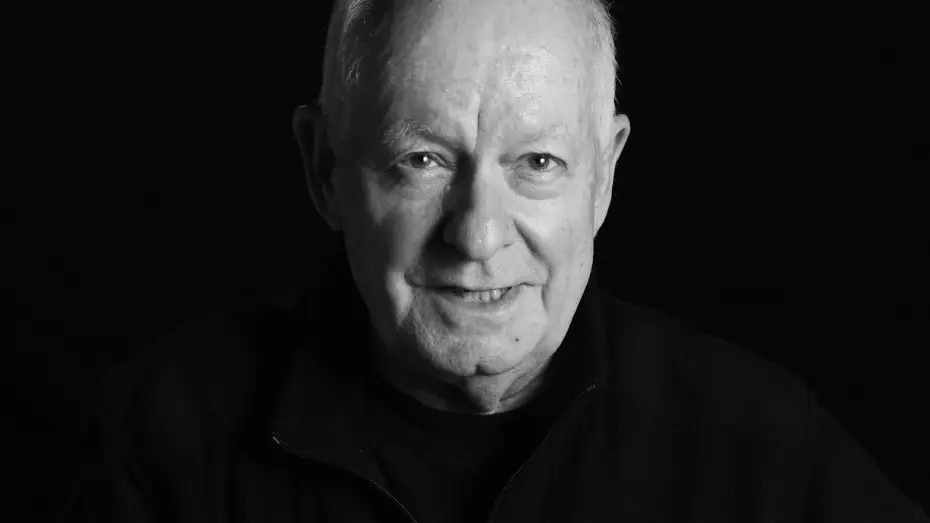Wideo do filmu Moffie — Pieter-Dirk Uys - #calledamoffie