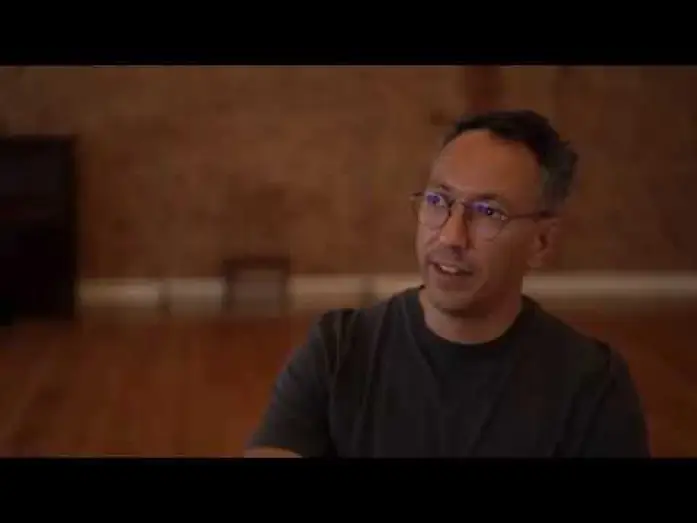 Wideo do filmu Moffie — Interview with MOFFIE director Oliver Hermanus