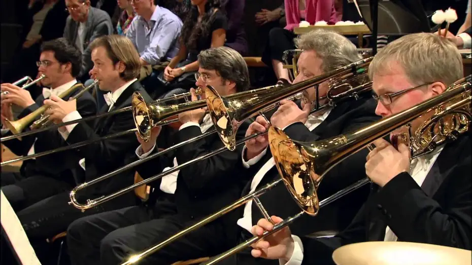 Wideo do filmu Bruckner: Symphony No. 6 — Anton Bruckner Symphony No. 6 in A major - Daniel Barenboim and Staatskapelle Berlin