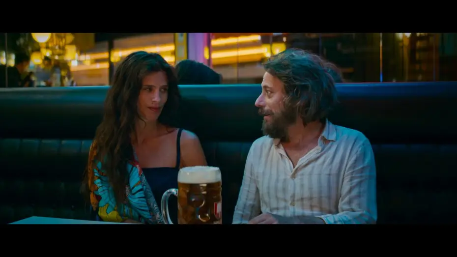 Wideo do filmu Tralala — TRALALA d'Arnaud et Jean-Marie Larrieu - Bande-annonce (2021)
